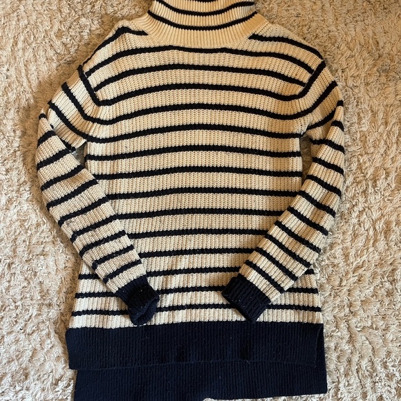 J.Crew navy & white ribbed sweater | size: xxs - Picture 4 of 4
